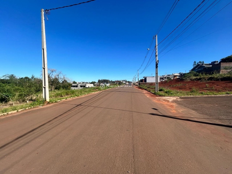 TERRENO COMERCIAL: 2ª foto da galeria de imagens do imóvel