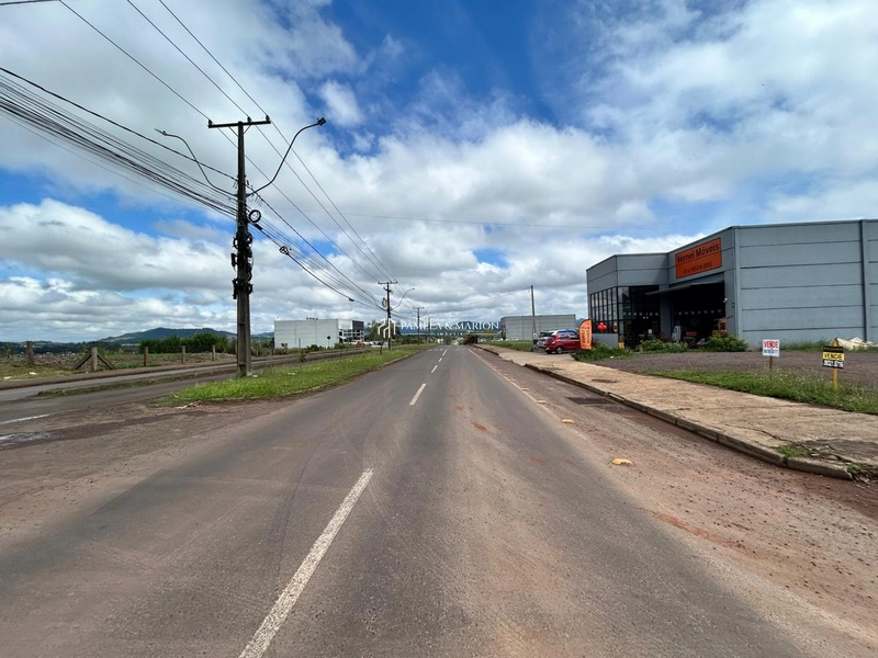 TERRENO COMERCIAL: 2ª foto da galeria de imagens do imóvel
