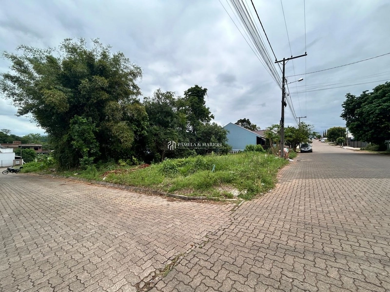 TERRENO: 1ª foto da galeria de imagens do imóvel