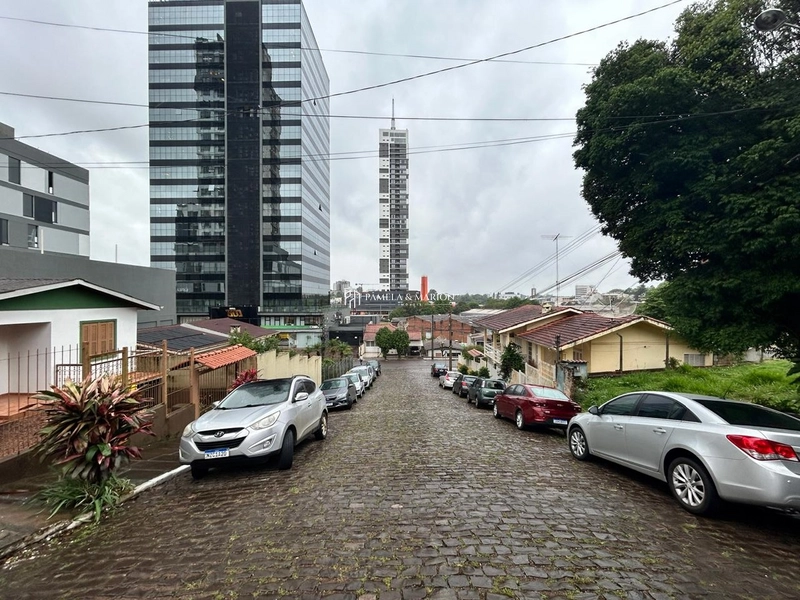 TERRENO: 2ª foto da galeria de imagens do imóvel