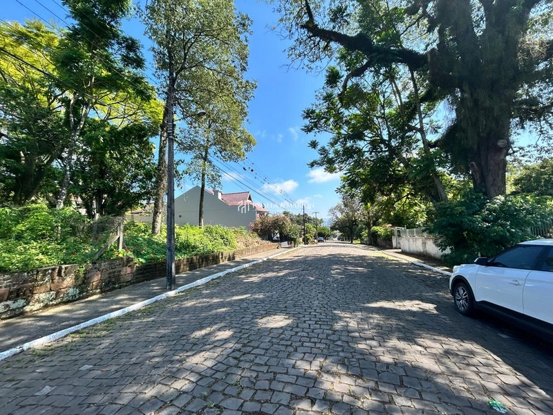 TERRENO: 3ª foto da galeria de imagens do imóvel