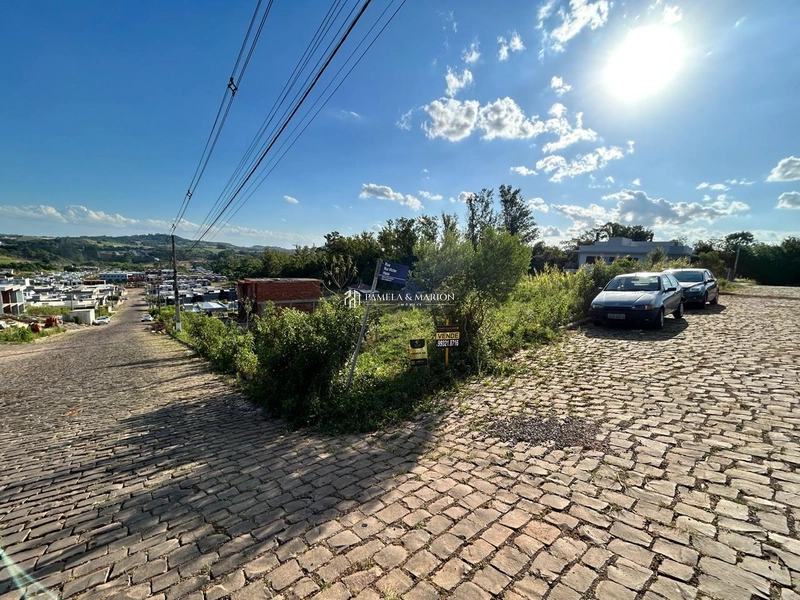 TERRENO: 1ª foto da galeria de imagens do imóvel