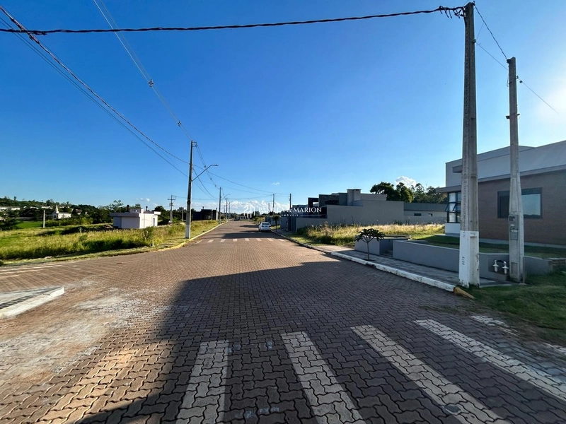 TERRENO: 3ª foto da galeria de imagens do imóvel