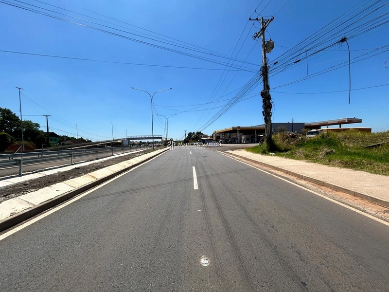 TERRENO COMERCIAL: 3ª foto da galeria de imagens do imóvel