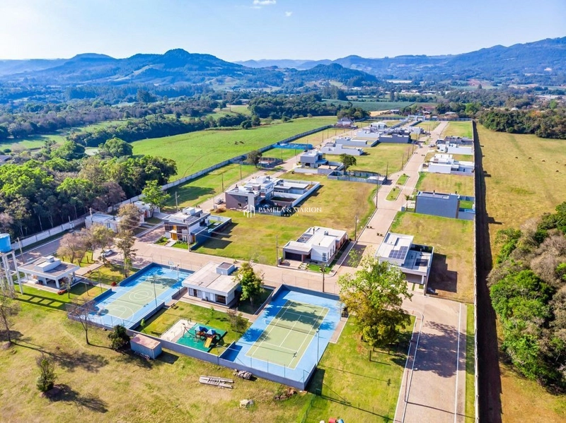 TERRENO: 5ª foto da galeria de imagens do imóvel