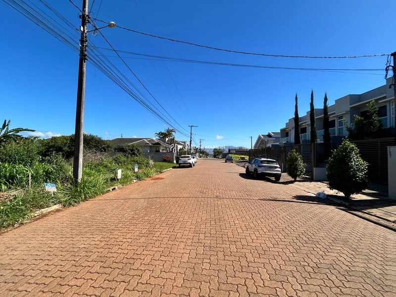 TERRENO: 2ª foto da galeria de imagens do imóvel