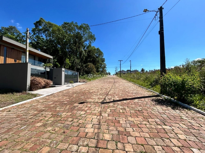 TERRENO: 2ª foto da galeria de imagens do imóvel