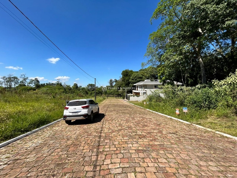 TERRENO: 3ª foto da galeria de imagens do imóvel