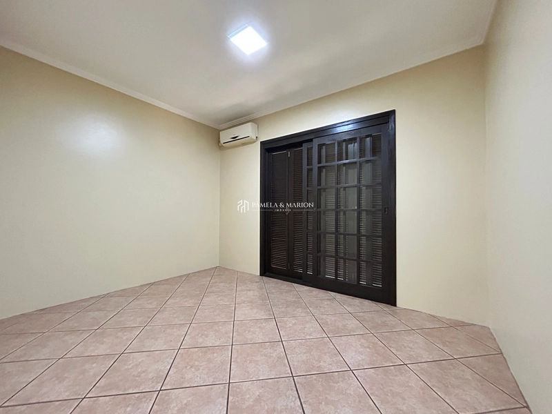 4 DORMITÓRIOS: 13ª foto da galeria de imagens do imóvel