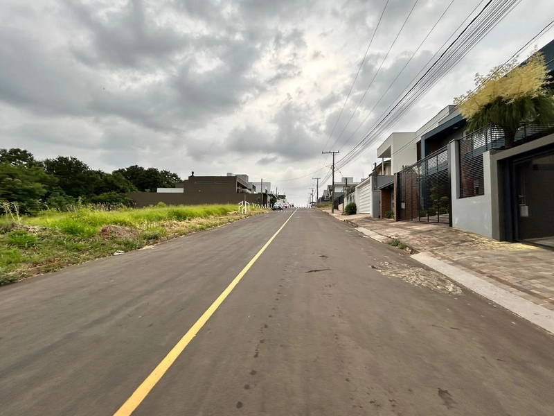 TERRENO: 2ª foto da galeria de imagens do imóvel