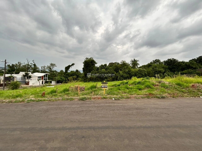 TERRENO: 1ª foto da galeria de imagens do imóvel