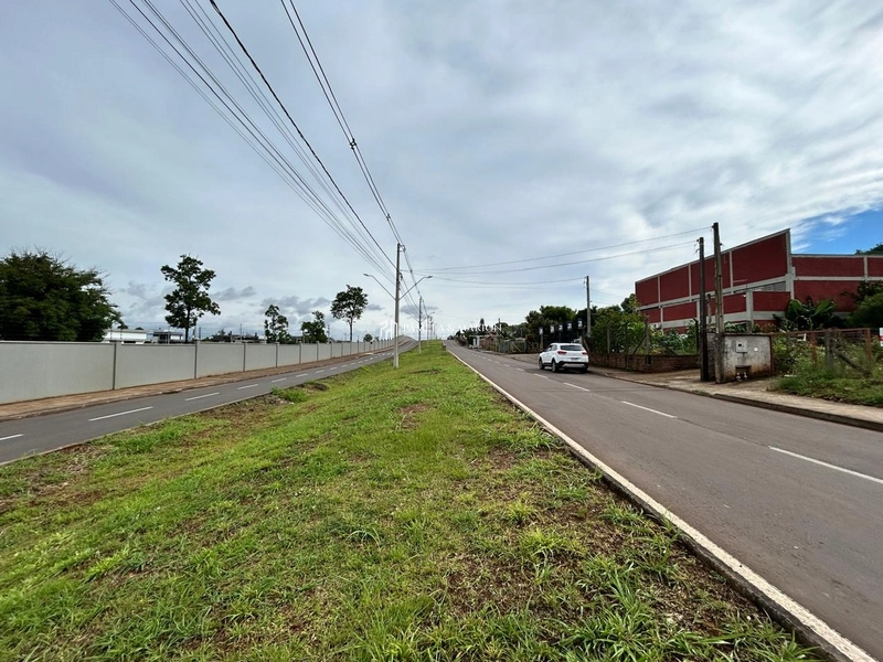 TERRENO COMERCIAL: 3ª foto da galeria de imagens do imóvel