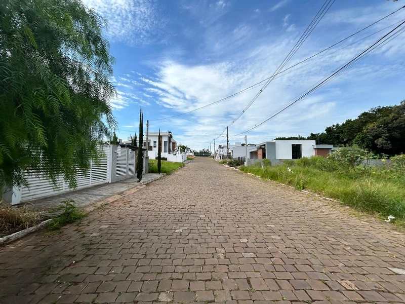 TERRENO: 3ª foto da galeria de imagens do imóvel