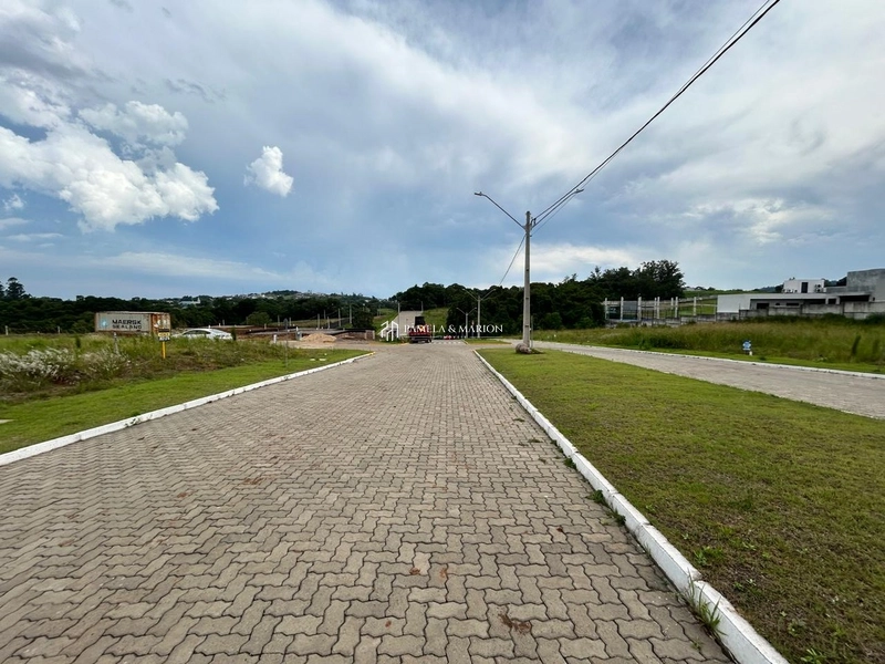 TERRENO: 2ª foto da galeria de imagens do imóvel