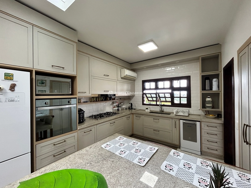 5 DORMITÓRIOS: 6ª foto da galeria de imagens do imóvel