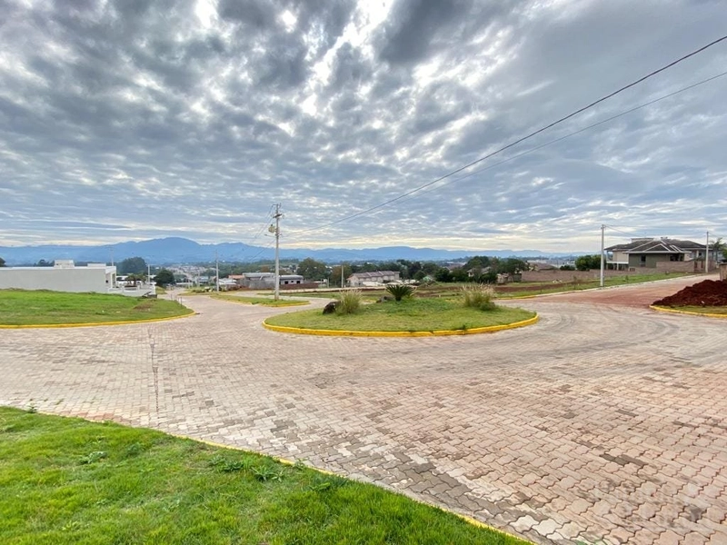TERRENO: 2ª foto da galeria de imagens do imóvel