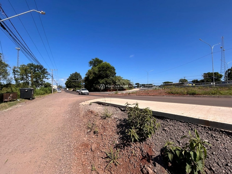 TERRENO COMERCIAL: 2ª foto da galeria de imagens do imóvel