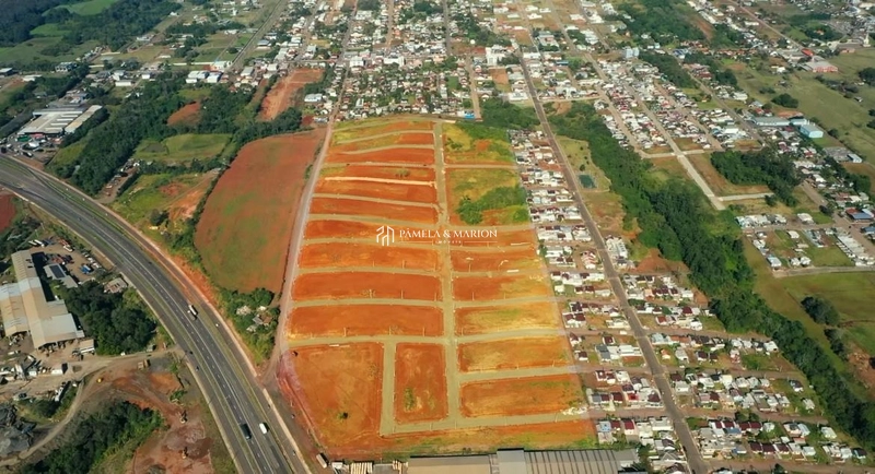 TERRENO: 1ª foto da galeria de imagens do imóvel