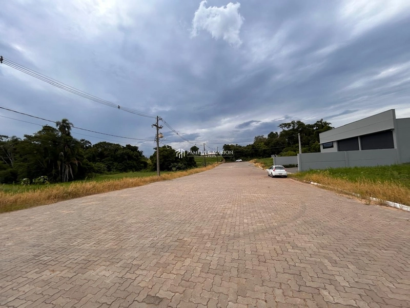 TERRENO COMERCIAL: 3ª foto da galeria de imagens do imóvel