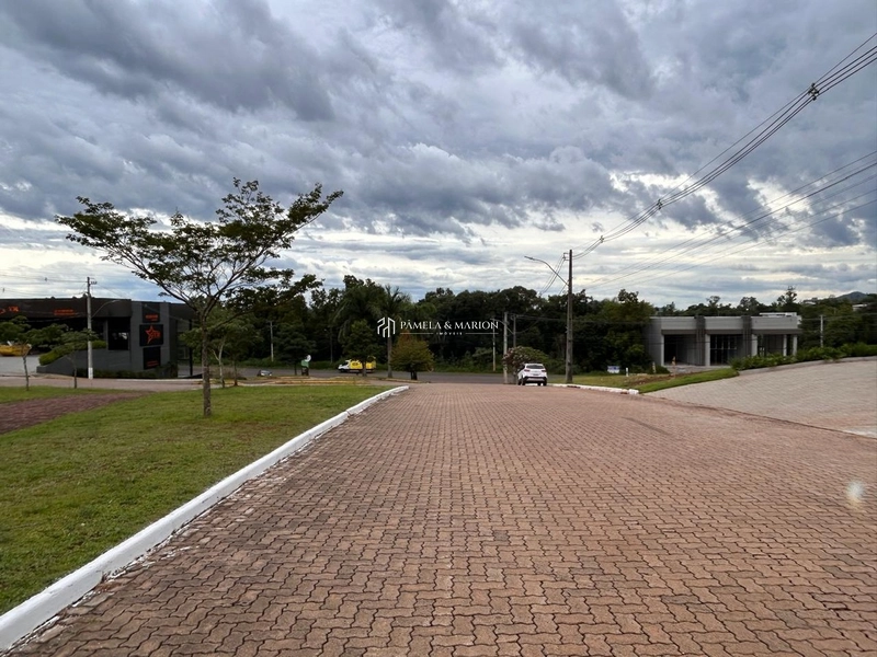 TERRENO COMERCIAL: 3ª foto da galeria de imagens do imóvel