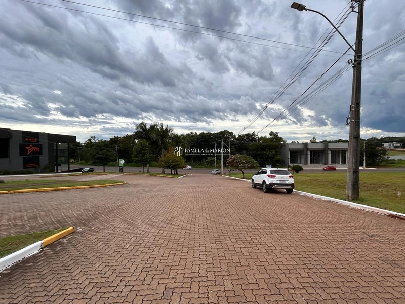 TERRENO COMERCIAL: 3ª foto da galeria de imagens do imóvel