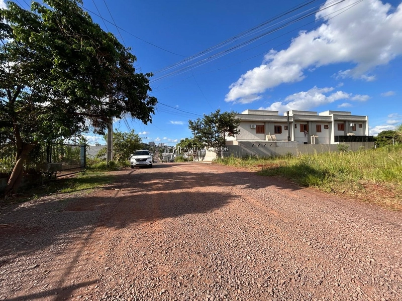 TERRENO COMERCIAL: 3ª foto da galeria de imagens do imóvel
