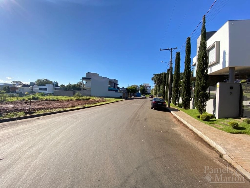 TERRENO: 2ª foto da galeria de imagens do imóvel