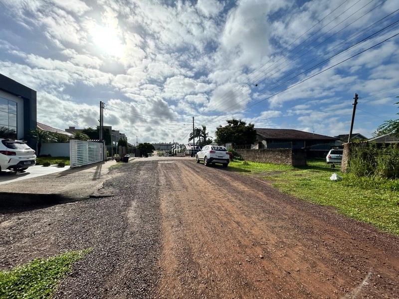 TERRENO: 2ª foto da galeria de imagens do imóvel