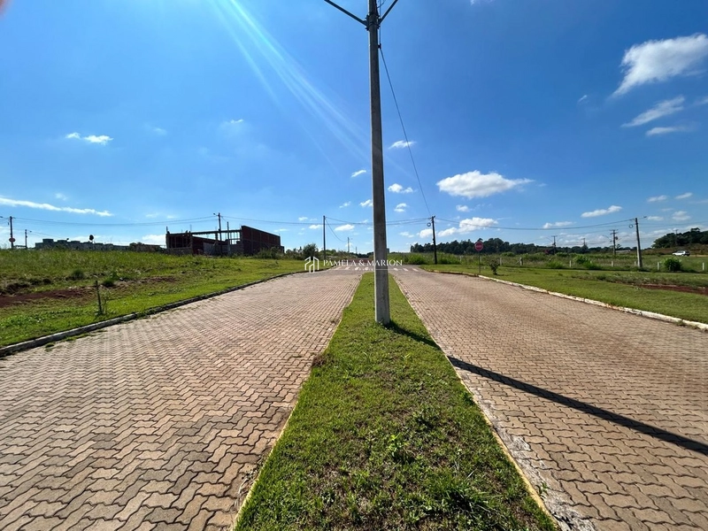 TERRENO COMERCIAL: 2ª foto da galeria de imagens do imóvel