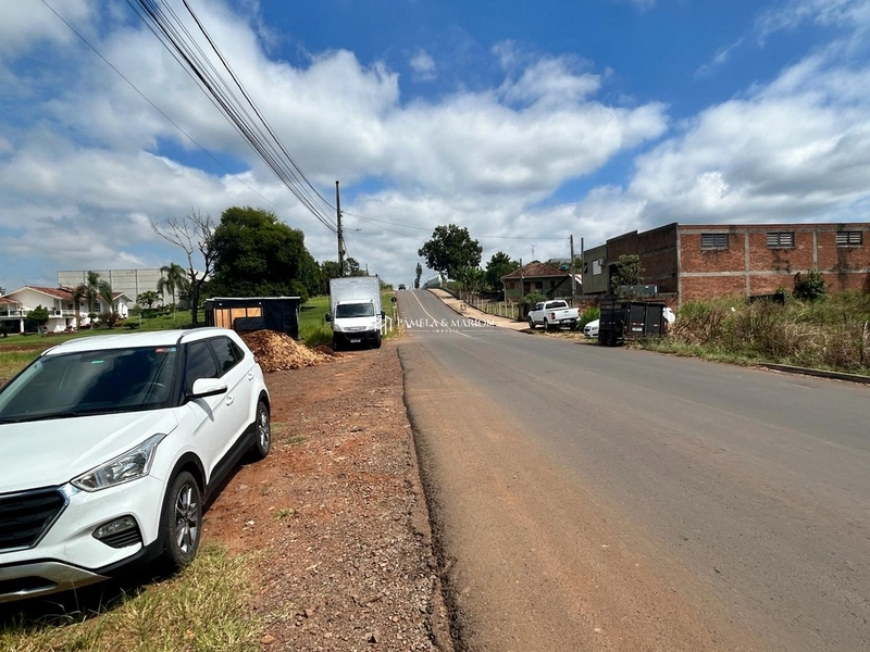 TERRENO COMERCIAL: 3ª foto da galeria de imagens do imóvel