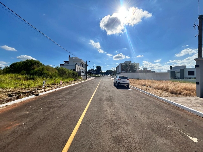 TERRENO: 3ª foto da galeria de imagens do imóvel