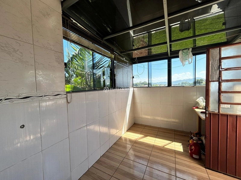 CASA GEMINADA: 7ª foto da galeria de imagens do imóvel