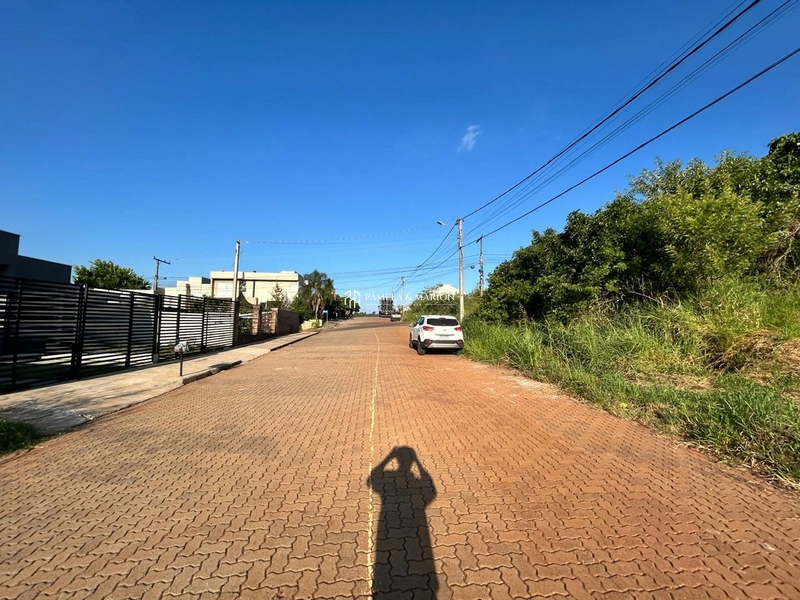 TERRENO COMERCIAL: 3ª foto da galeria de imagens do imóvel