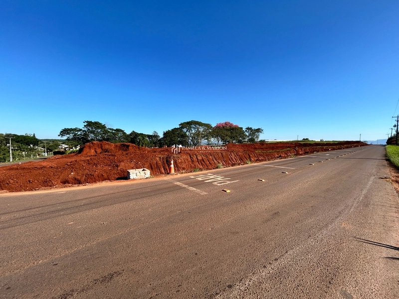 TERRENO: 17ª foto da galeria de imagens do imóvel
