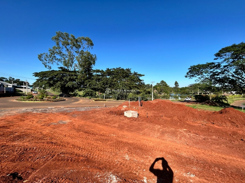 TERRENO: 16ª foto da galeria de imagens do imóvel