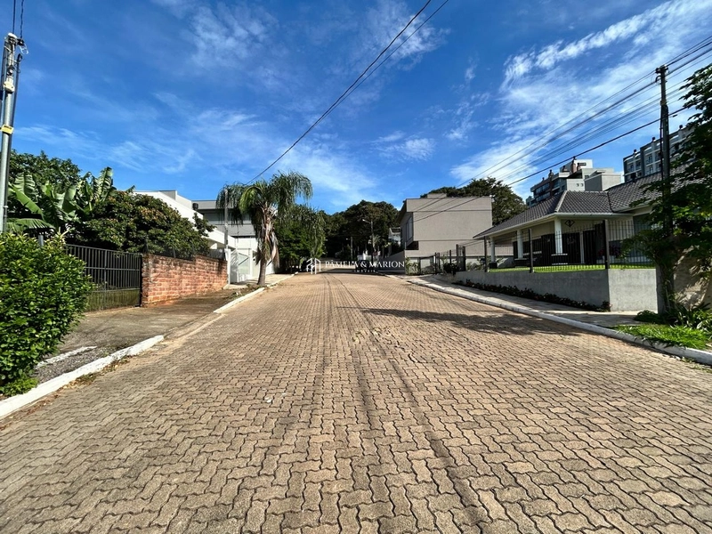 TERRENO: 3ª foto da galeria de imagens do imóvel