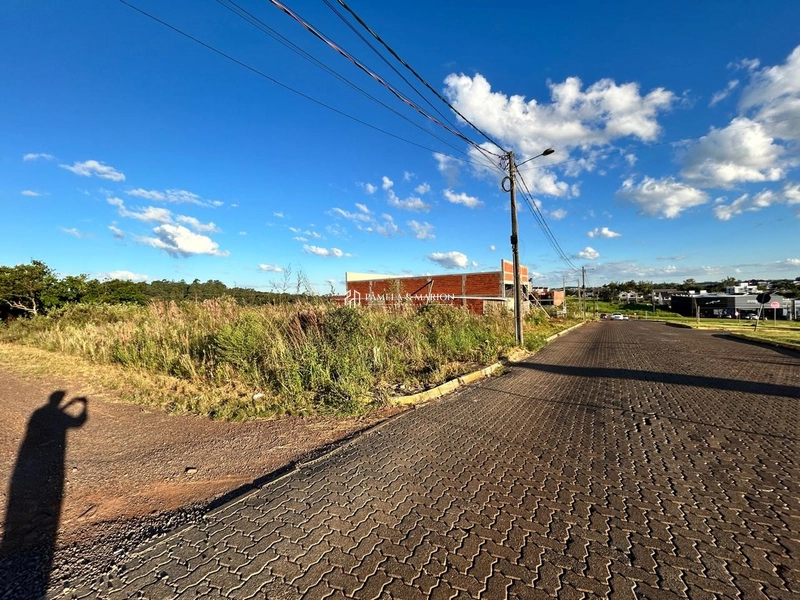 TERRENO COMERCIAL