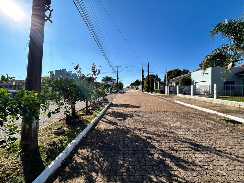 TERRENO COMERCIAL: 3ª foto da galeria de imagens do imóvel