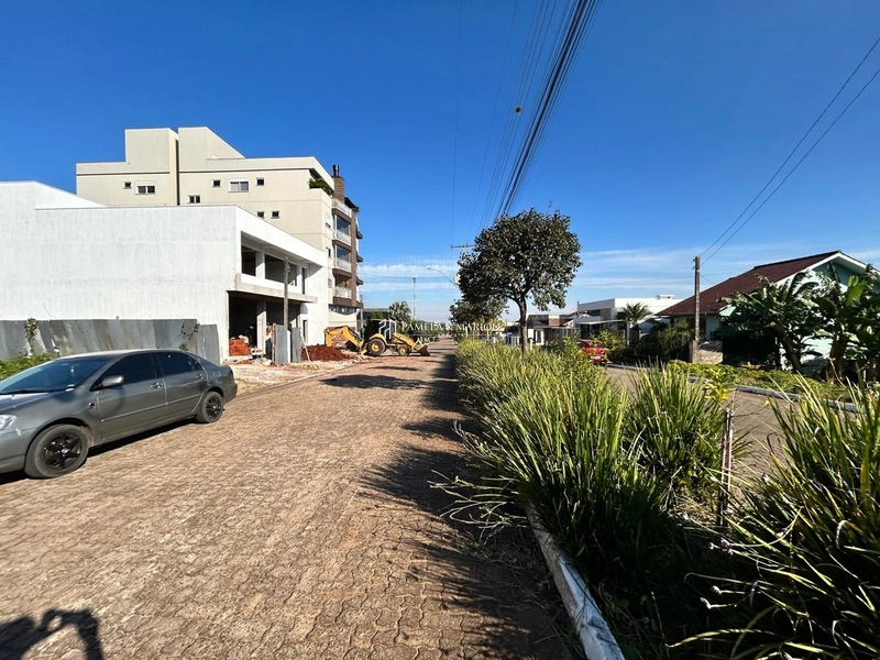 TERRENO COMERCIAL: 2ª foto da galeria de imagens do imóvel