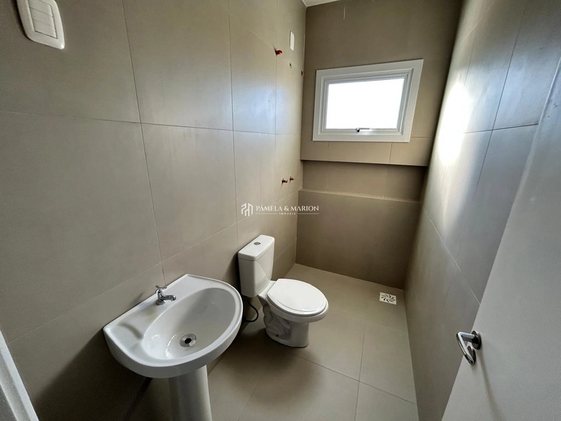 CASA GEMINADA: 8ª foto da galeria de imagens do imóvel