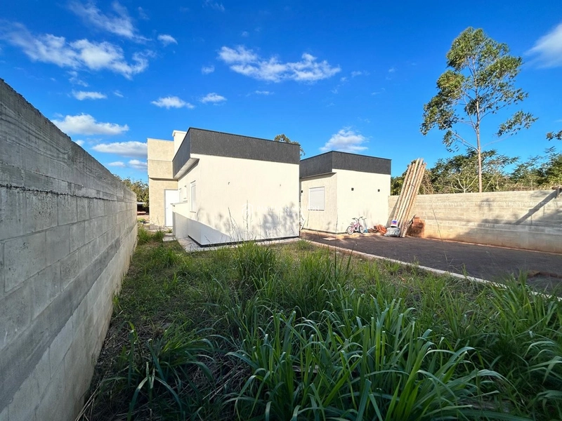 CASA GEMINADA: 2ª foto da galeria de imagens do imóvel