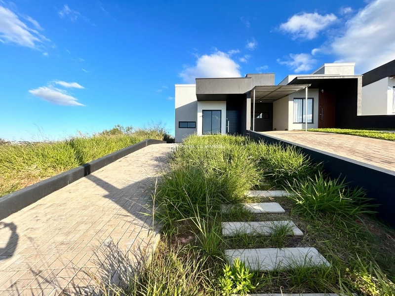 CASA GEMINADA: 2ª foto da galeria de imagens do imóvel