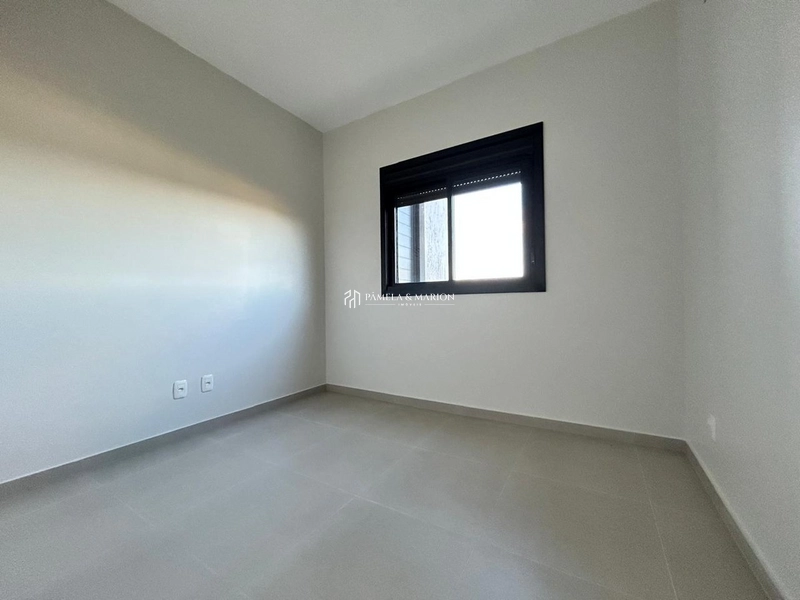 CASA GEMINADA: 9ª foto da galeria de imagens do imóvel