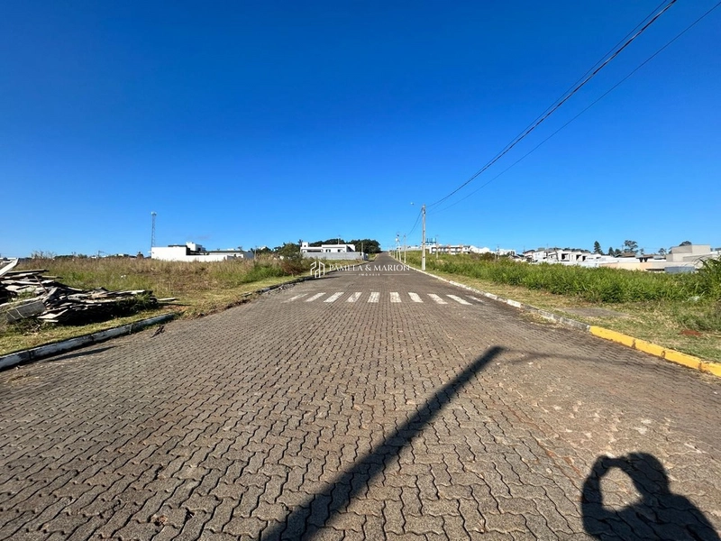TERRENO COMERCIAL: 3ª foto da galeria de imagens do imóvel