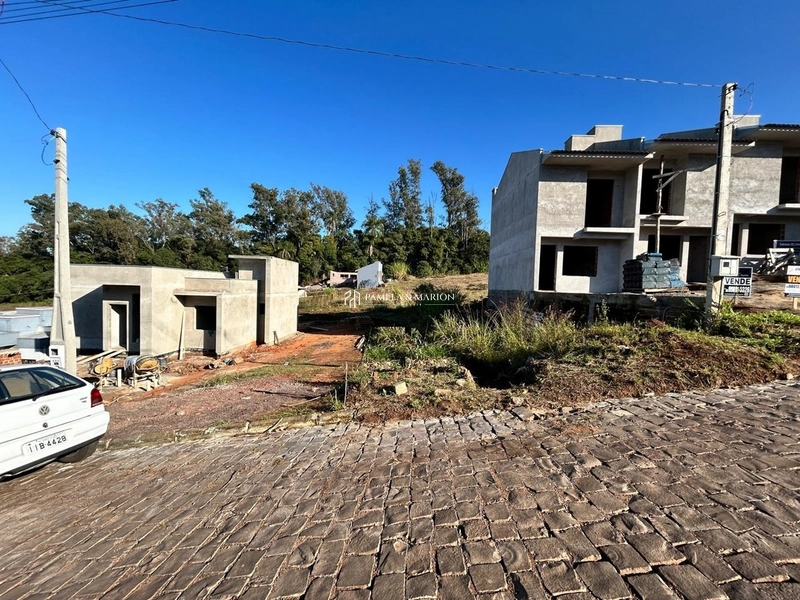 TERRENO: 1ª foto da galeria de imagens do imóvel
