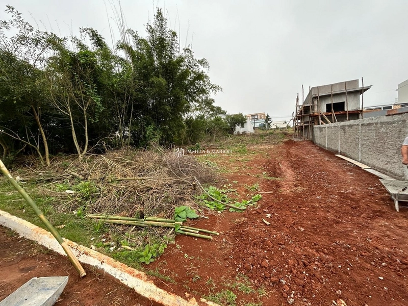 TERRENO: 1ª foto da galeria de imagens do imóvel