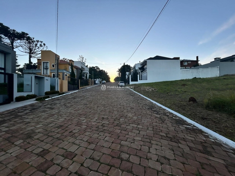 TERRENO: 2ª foto da galeria de imagens do imóvel