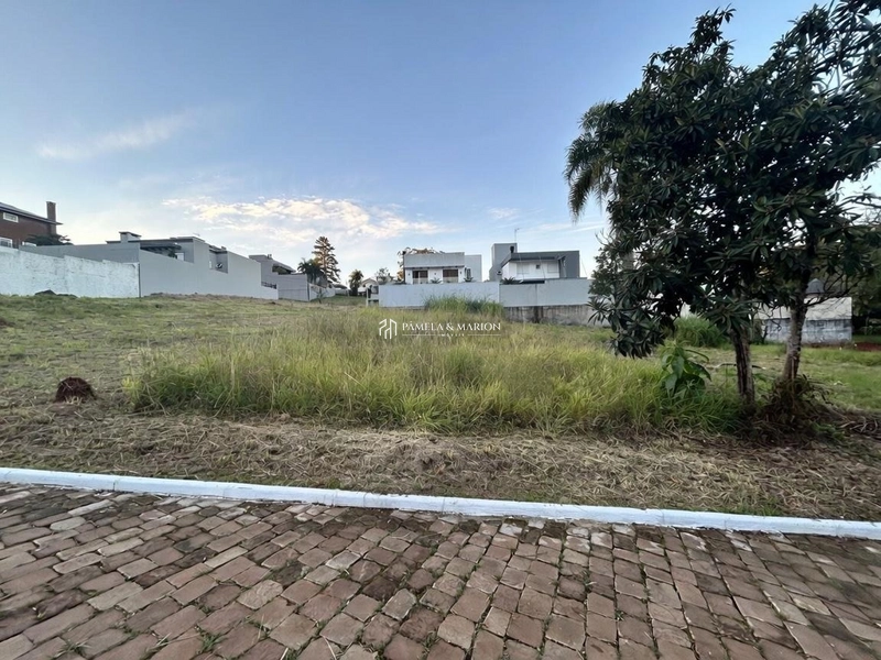 TERRENO: 1ª foto da galeria de imagens do imóvel