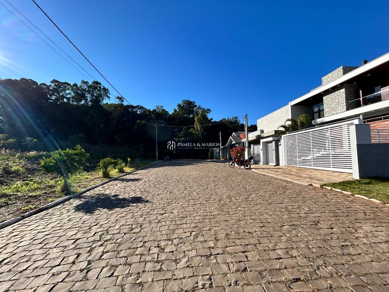 TERRENO: 2ª foto da galeria de imagens do imóvel