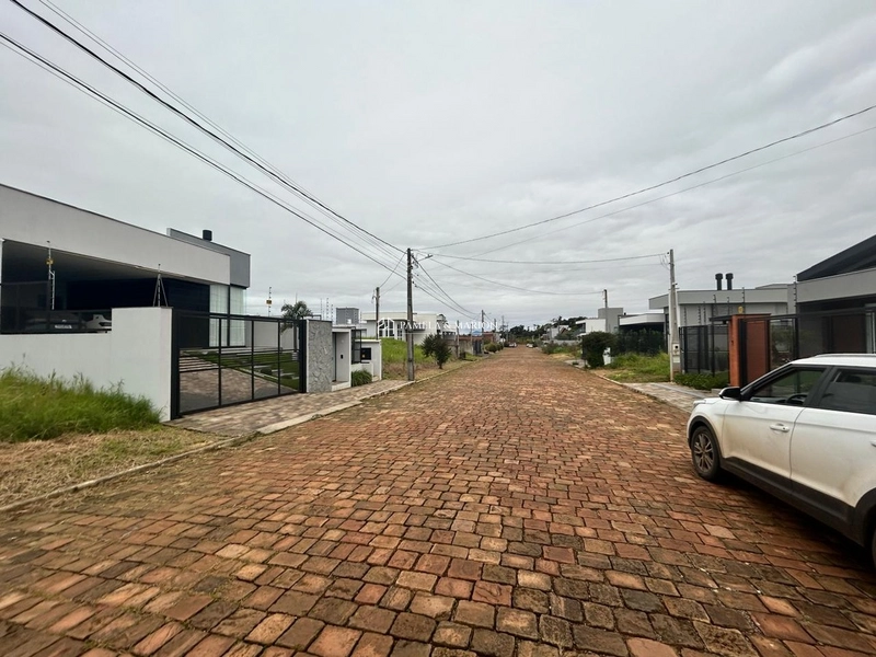TERRENO: 3ª foto da galeria de imagens do imóvel